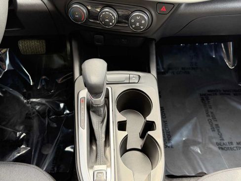 Used 2026 Chevrolet Trax LS FWD image 19