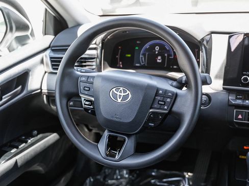 Used 2026 Toyota Camry LE FWD image 13