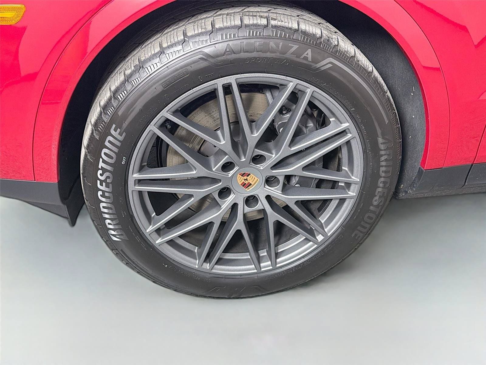 Certified 2026 Porsche Cayenne AWD/4WD image 11