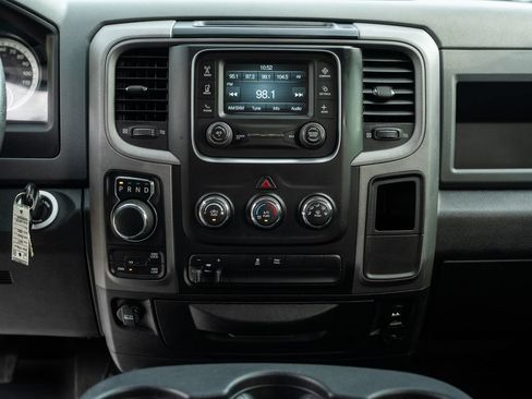 Used 2017 RAM 1500 Express AWD/4WD image 18