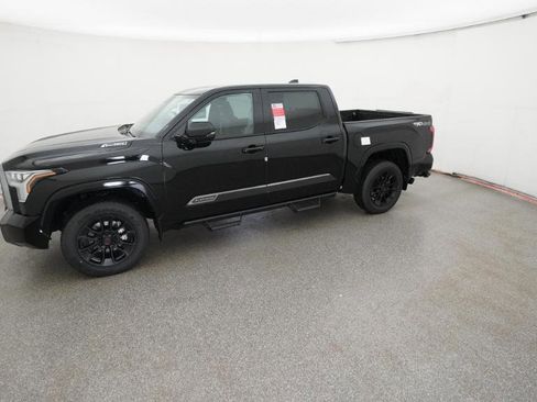 New 2025 Toyota Tundra Platinum image 7