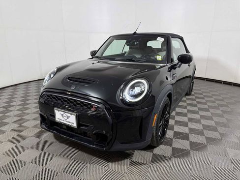 Certified 2024 MINI Cooper S image 3