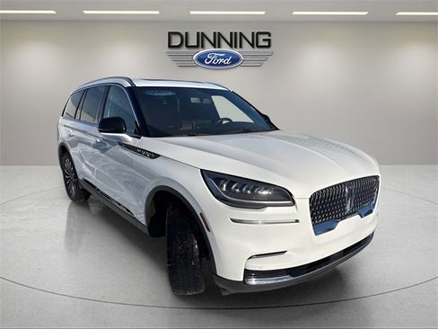Used 2023 Lincoln Aviator Reserve image 4