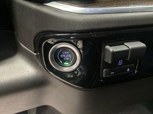 Used 2022 Chevrolet Silverado 1500 LT w/ Max Trailering Package image 20