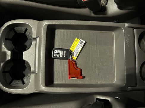 Used 2016 Honda Odyssey EX-L image 33