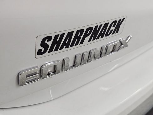 Used 2021 Chevrolet Equinox LT FWD image 26