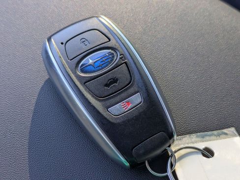 Used 2023 Subaru Outback Limited image 36