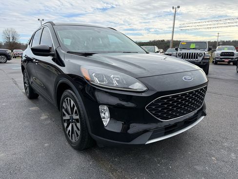 Used 2020 Ford Escape SEL image 7