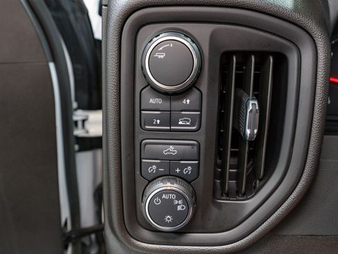 Used 2024 Chevrolet Silverado 1500 W/T image 28