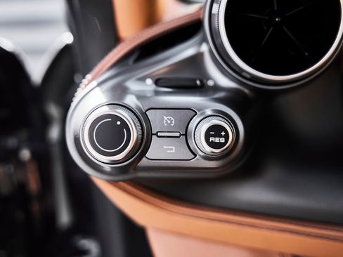 Used 2020 Ferrari F8 Tributo image 55