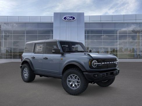 New 2025 Ford Bronco Badlands AWD/4WD image 7