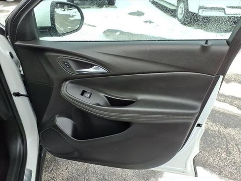 Used 2023 Buick Encore GX Essence w/ Experience Buick Package image 26