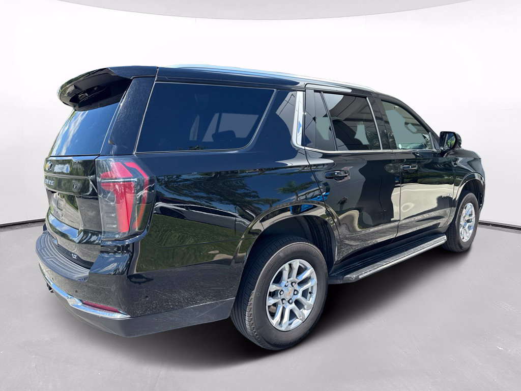 Used 2025 Chevrolet Tahoe LT AWD/4WD image 4