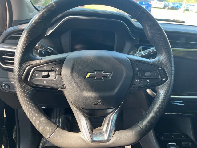 Used 2023 Chevrolet Bolt EUV LT FWD image 18