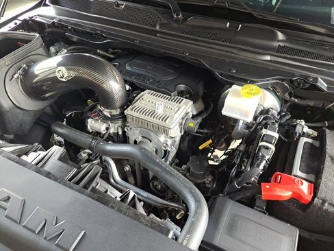 Used 2024 RAM 1500 Limited AWD/4WD image 29