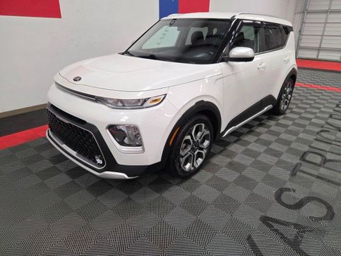 Used 2020 Kia Soul X-Line image 3