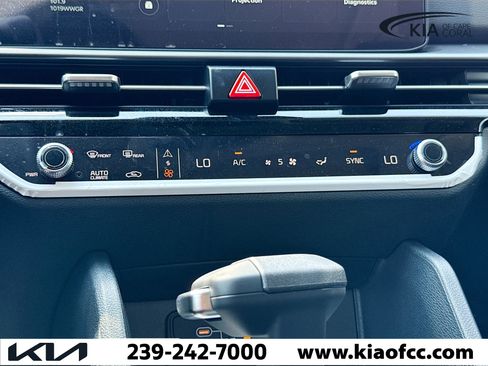 New 2026 Kia Sportage EX image 32