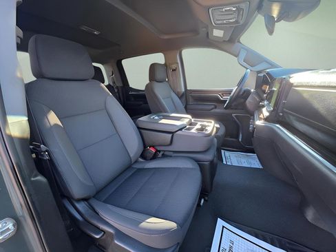 Used 2025 Chevrolet Silverado 1500 LT AWD/4WD image 10