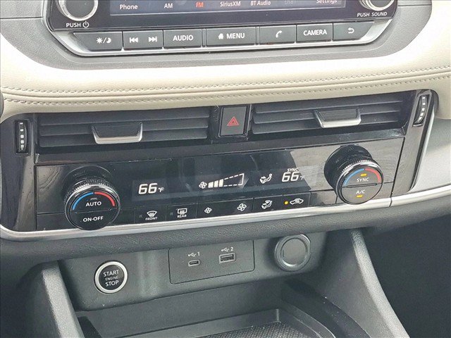 Used 2021 Nissan Rogue SV FWD image 24