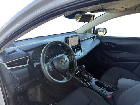 Used 2023 Toyota Corolla LE w/ Carpet Mat Package (TMS) FWD image 9