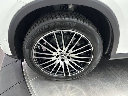 Certified 2026 Mercedes-Benz GLC 300 image 31