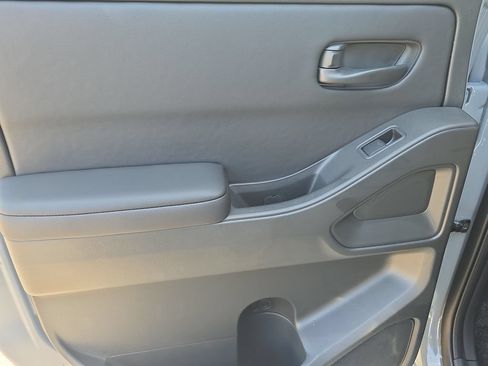 New 2026 Nissan Frontier SV w/ SV Convenience Package RWD image 13