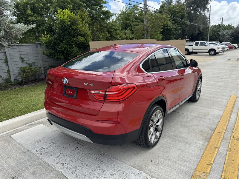 Used 2017 BMW X4 xDrive28i AWD/4WD image 5