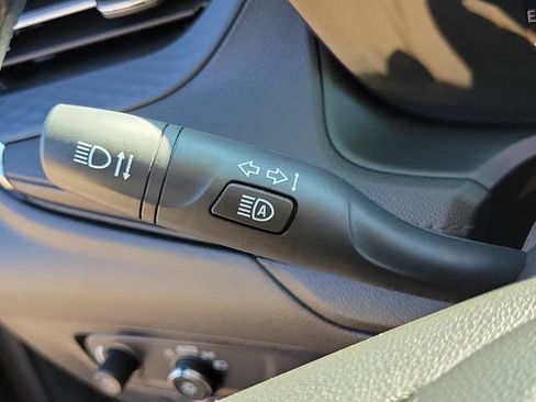 Used 2024 Buick Encore GX Sport Touring AWD/4WD image 11