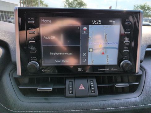 Used 2021 Toyota RAV4 Limited AWD/4WD image 19