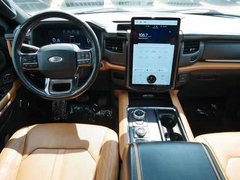 Certified 2023 Ford Expedition Max Platinum AWD/4WD image 15