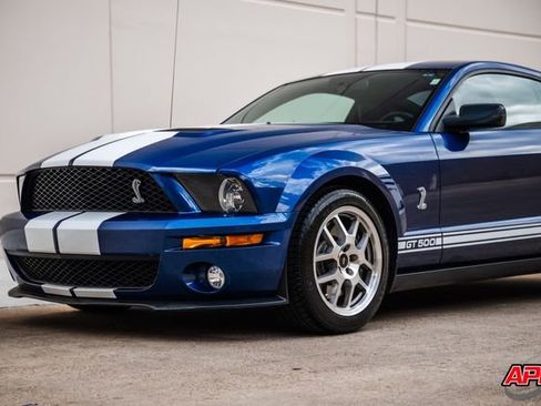 Used 2009 Ford Mustang Shelby GT500 RWD image 56