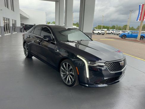Used 2021 Cadillac CT4 Luxury w/ Sun And Sound Package RWD image 4