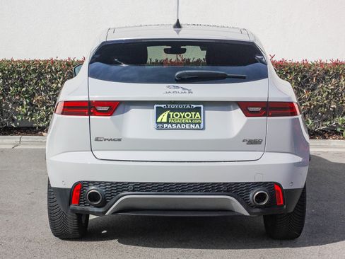 Used 2020 Jaguar E-PACE SE image 7