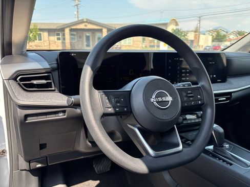 Used 2026 Nissan Kicks SV w/ Cold Weather Package FWD image 33