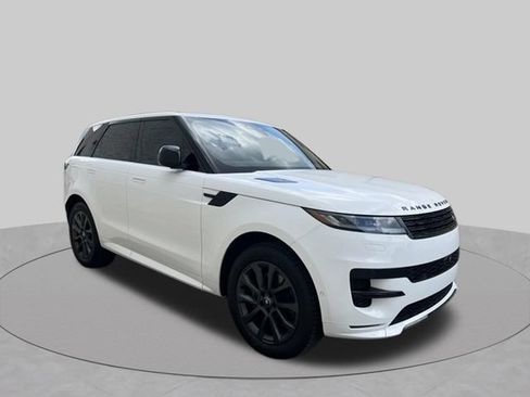 Used 2024 Land Rover Range Rover Sport Dynamic SE AWD/4WD image 3