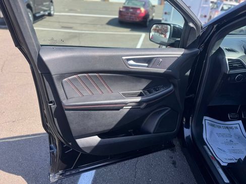 Used 2022 Ford Edge ST-Line AWD/4WD image 28