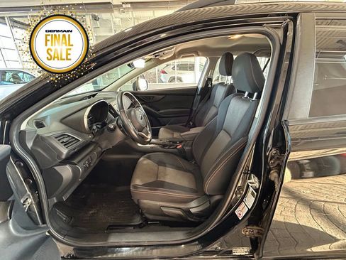 Used 2018 Subaru Crosstrek 2.0i Premium w/ Eyesight System image 9