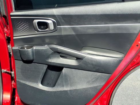 Used 2023 Kia Sorento S w/ Panoramic Sunroof Package FWD image 14