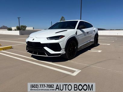 Used 2023 Lamborghini Urus Performante