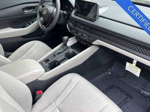 Certified 2025 Honda Accord LX image 17