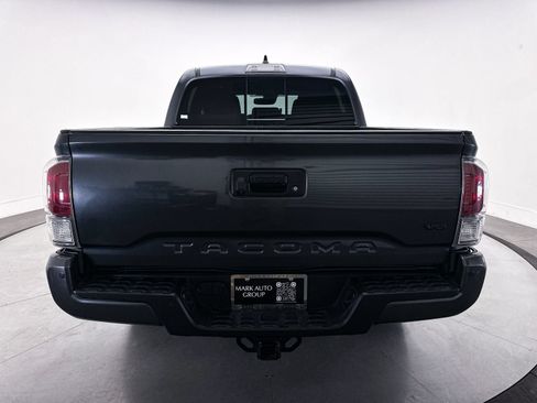 Used 2023 Toyota Tacoma TRD Off-Road w/ Advanced Technology Package AWD/4WD image 13