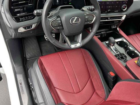 Used 2024 Lexus RX 500h F Sport image 37