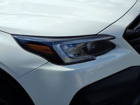 Certified 2022 Subaru Outback Onyx Edition XT w/ Popular Package #2 image 9