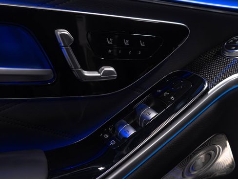 Used 2025 Mercedes-Benz S 63 AMG S image 29