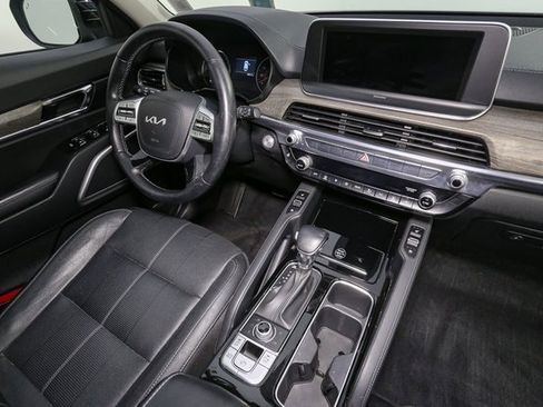 Used 2022 Kia Telluride EX w/ Towing Package image 18