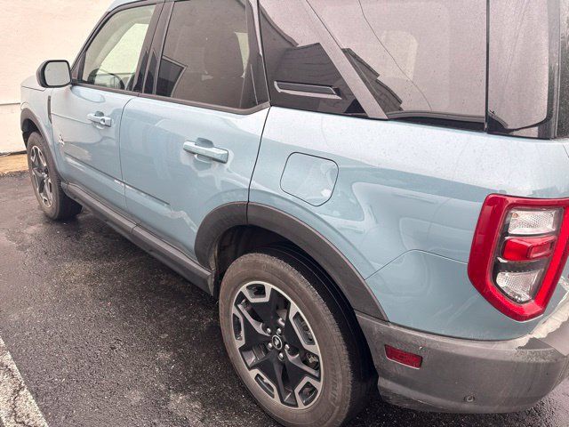 Used 2023 Ford Bronco Sport Outer Banks w/ Tech Package AWD/4WD image 5
