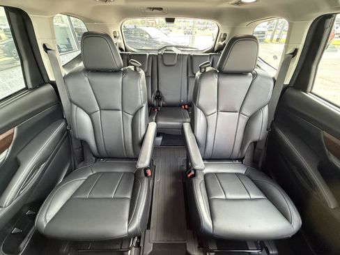 Used 2025 Subaru Ascent Touring AWD/4WD image 45