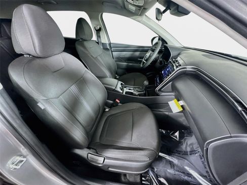 Certified 2024 Hyundai Tucson SEL FWD image 27