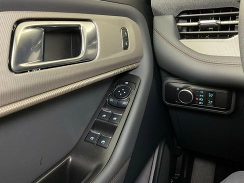 New 2026 Ford Explorer Active image 20