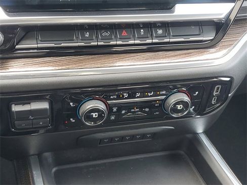 Used 2024 Chevrolet Silverado 2500 LT w/ Convenience Package image 29